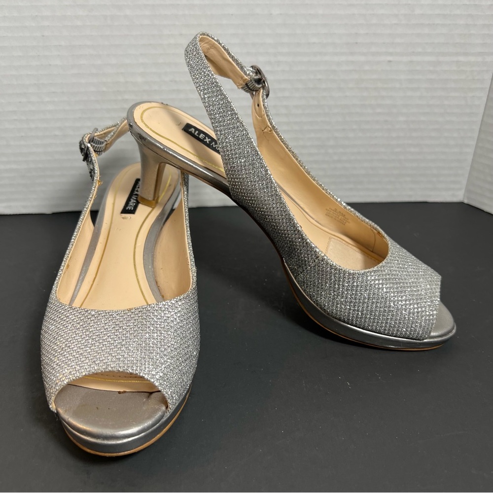 Alex Marie Womens Sparkly Silver Peep Toe 5.5 Sling Back Heels Formal Shoes